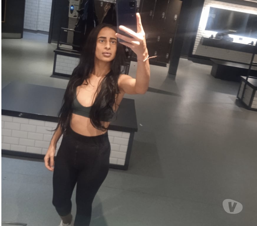 Escorts West Yorkshire Leeds - Photos for Bety Friendly and refined companion available for appointme