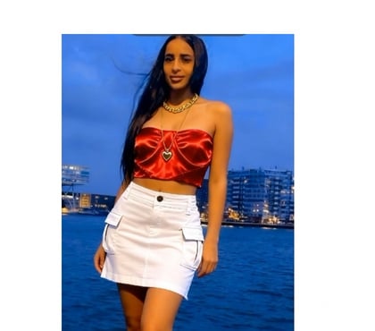  Escorts Leeds City Centre Leeds - Photos for Bety Friendly and refined companion available for appointme