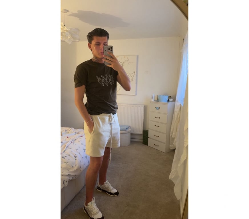  Gay massage Lancashire Burnley - Photos for Tanned fun lad here