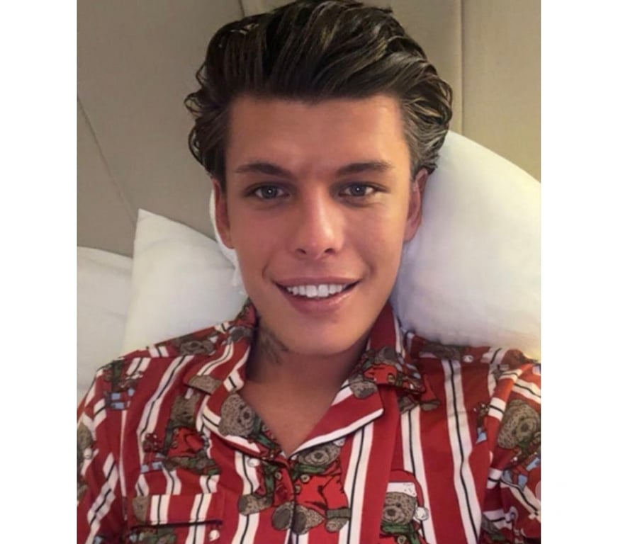  Gay massage Lancashire Burnley - Photos for Tanned fun lad here