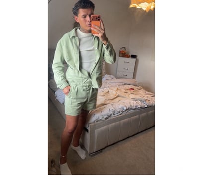 Photos for 23 y o tanned and slim