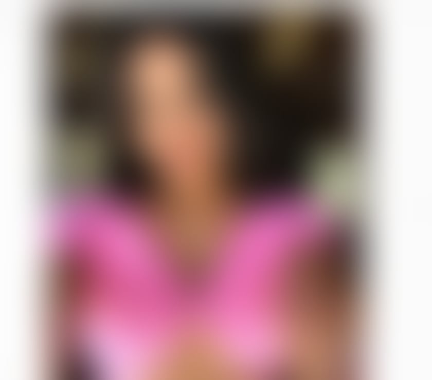 Honey In the Town 🍯💯