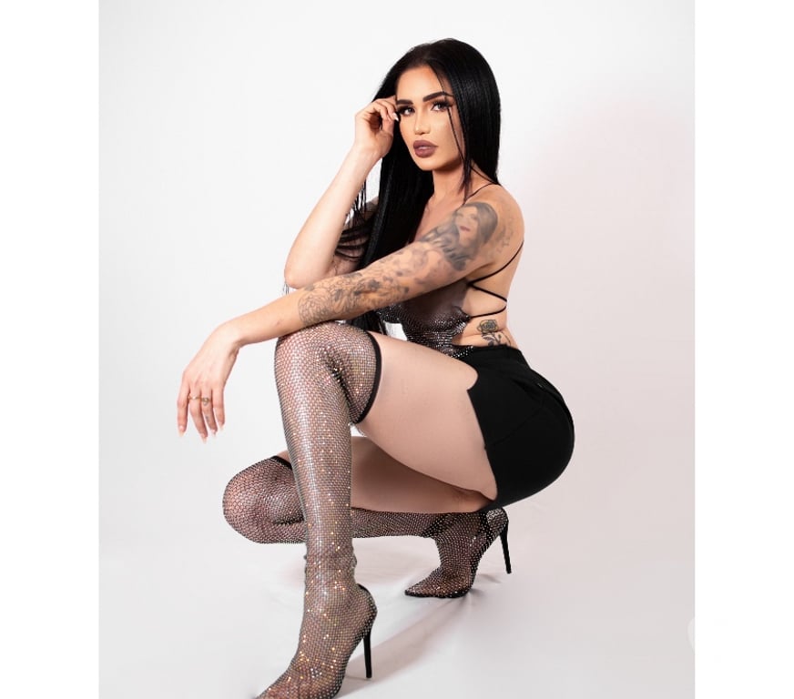 Escorts Reading Reading Town Centre - Reading - Photos for 💦Beautiful and elegant Lívia 🇧🇷 in the city 📍