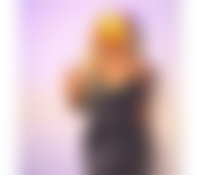 Hot and curvy Persian girl in Hendon