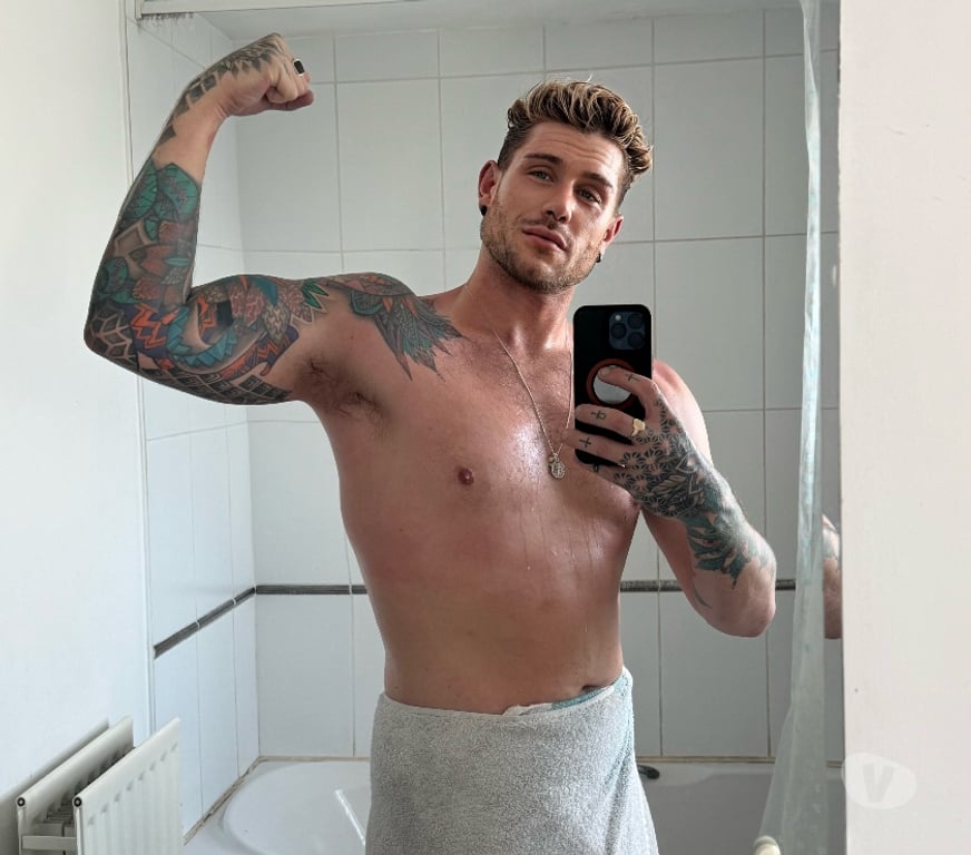  Gay massage Tyne and Wear Newcastle upon Tyne - Photos for Experienced masseuse and chilled guy