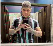 Experienced masseuse and chilled guy