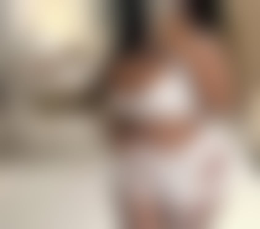 Escorts Hornchurch Havering - Photos for PARTY AFRICAN QUEEN IN TOWN ❤️