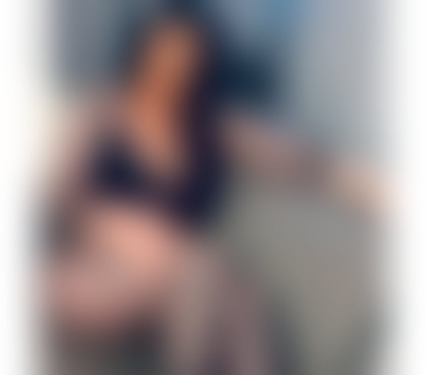 SEXY MAYA LAST WEEK IN WEMBLEY ! 🔞 07301729083 🔞