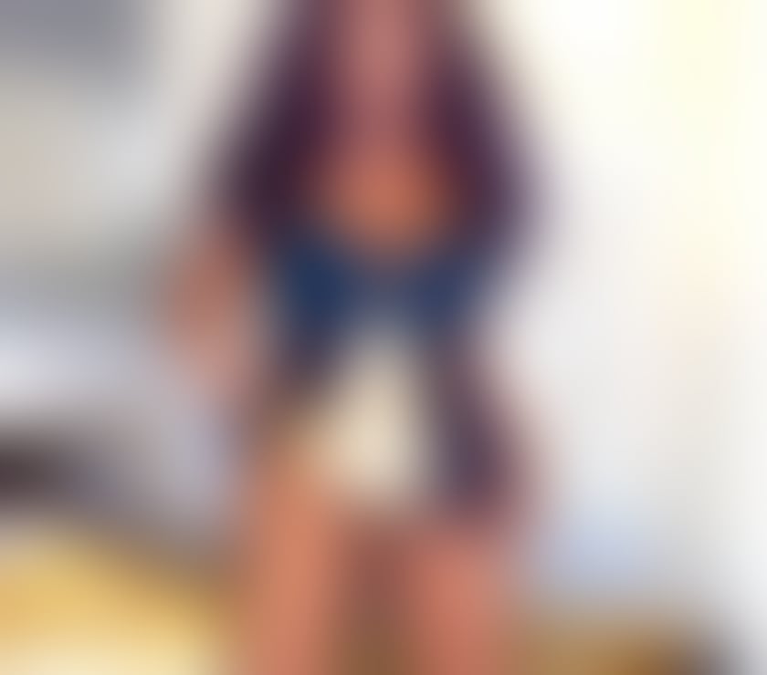 Escorts Merseyside Wirral - Photos for Busty Leggy Ebony here for your Pleasure Don’t Miss out