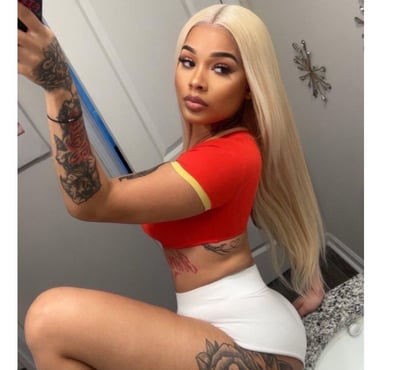 Photos for ID Verified KELY MILLER 😍 HOT GIRL 🥵 THE BEST OWO