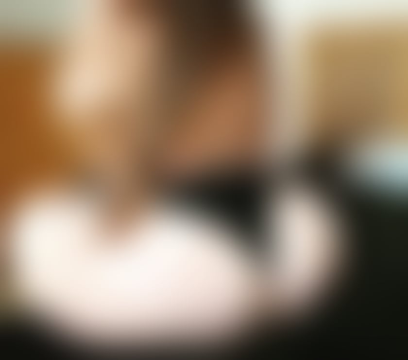 Escorts East London Bromley by Bow - East London - Photos for Tall Voluptuous English Amazon. (SSBBW BBW)