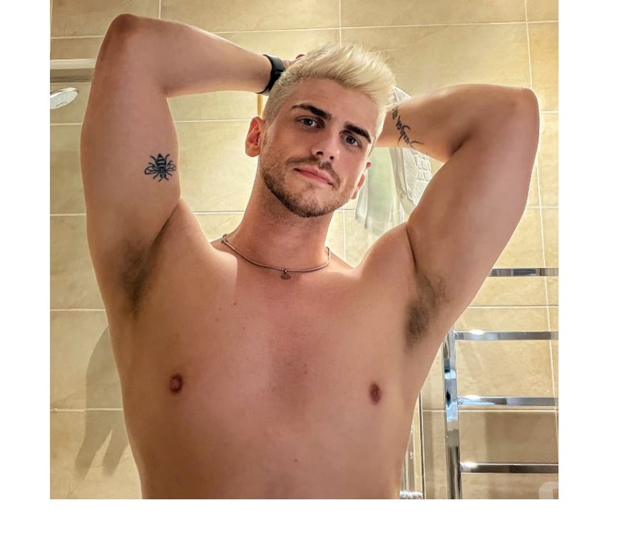  Gay massage West Midlands Birmingham - Photos for Brum CC - 6ft 1 RUGBY BUILD. ATTENTIVE & ASSERTIVE.