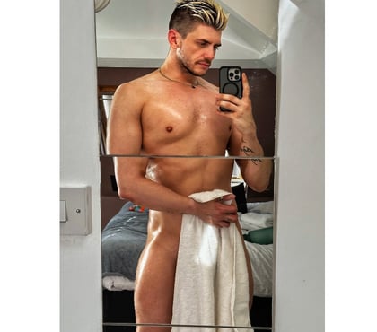 Photos for British, XL, 6ft and confident - visiting 18-22 July
