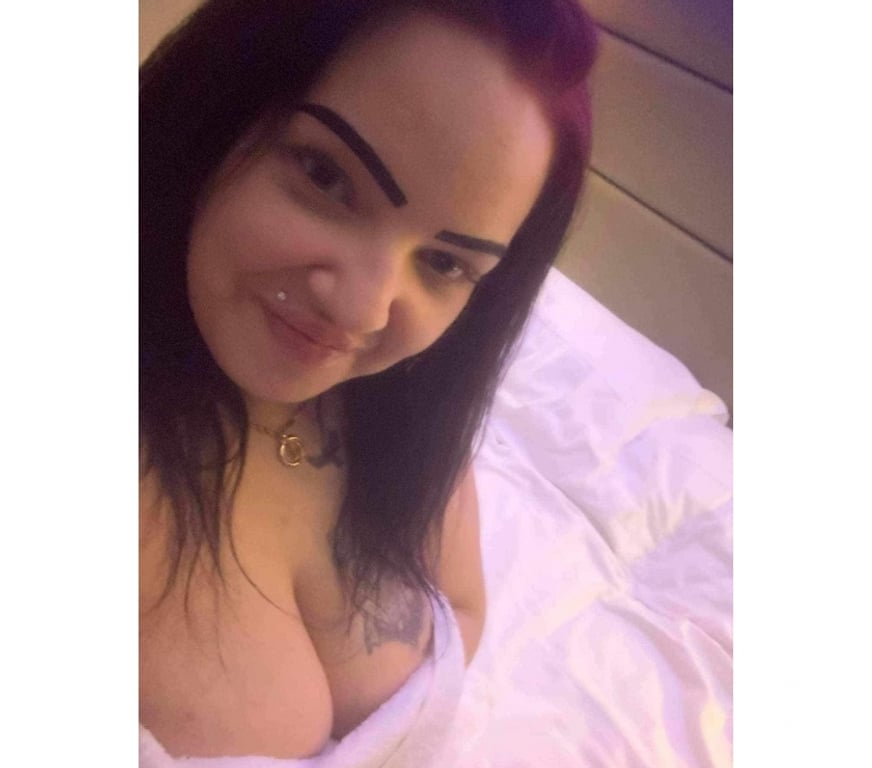 Escorts Merseyside Liverpool - Photos for Hi Guy’s! My name is jenny I'm really like my job call me