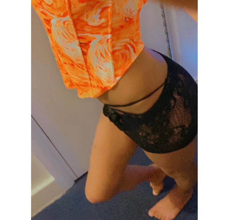  Gay massage North London East Finchley - North London - Photos for 🎀 Sweet Sissy for private playtime - Available