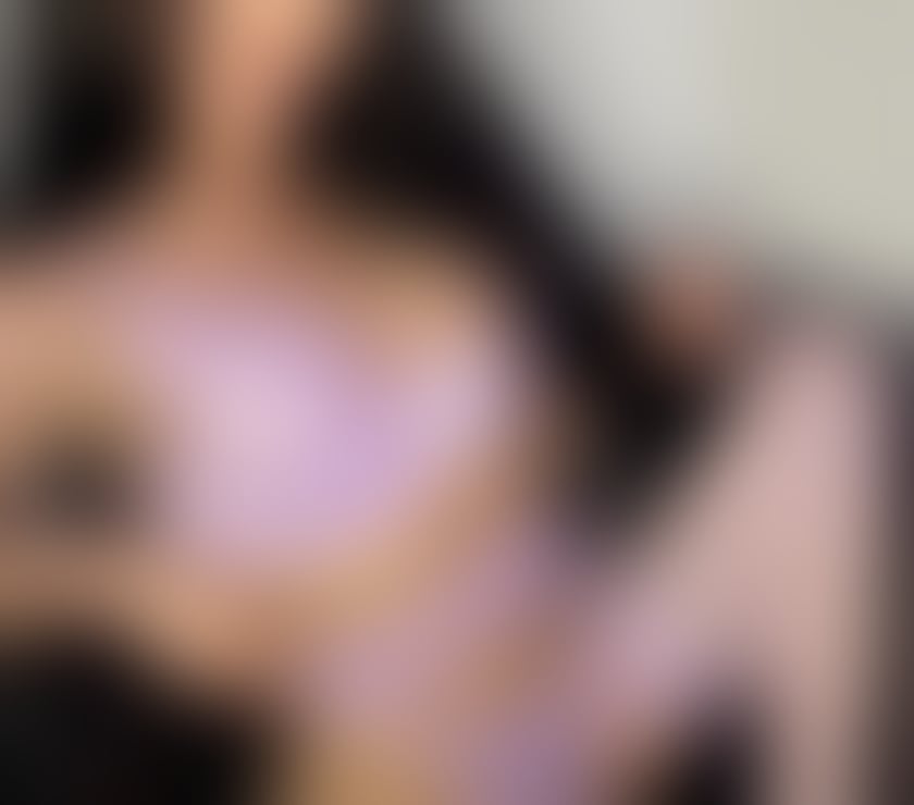 Escorts and Massages Luton Town Centre Luton - Photos for Hi I’m Bella here for you