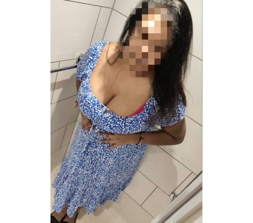 Escorts West London Hillingdon - Photos for SUZEE SOUTH INDIAN TAMIL CHUBBY GIRL NEW IN TOWN 🇮🇳