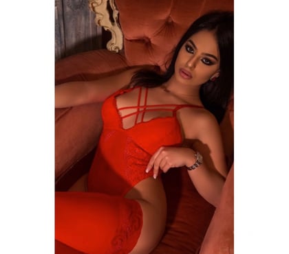 Escorts Romford Havering - Photos for AMYRA , New in town❤️ real pictures 🔥ONLY OUTCALL