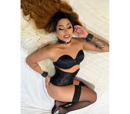 Trans Bromley Town Centre Bromley - Photos for VIVIAN FERRAZ IN BROMLEY