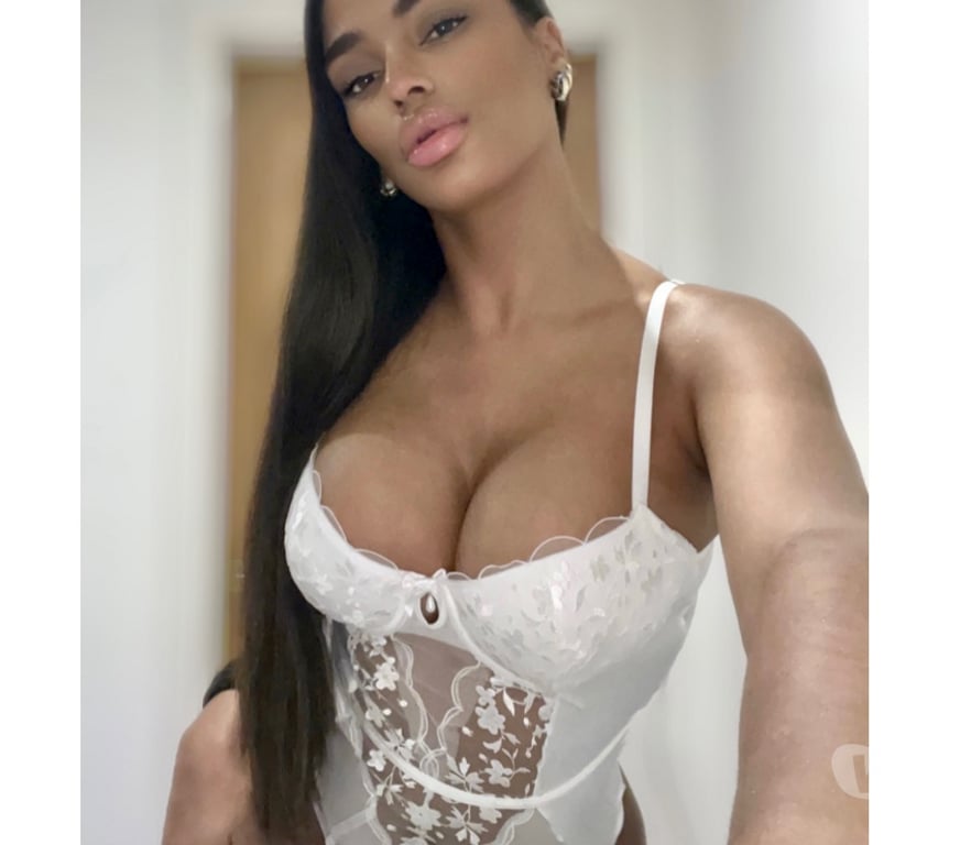 Escorts Merseyside Liverpool - Photos for Malika Back in town📞 Premium service 🫦 real pics 🔥