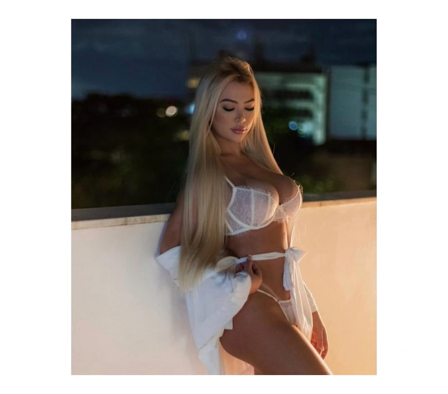Escorts East London Canning Town - East London - Photos for Blonde of Unmistakable Charm 🔥🤩