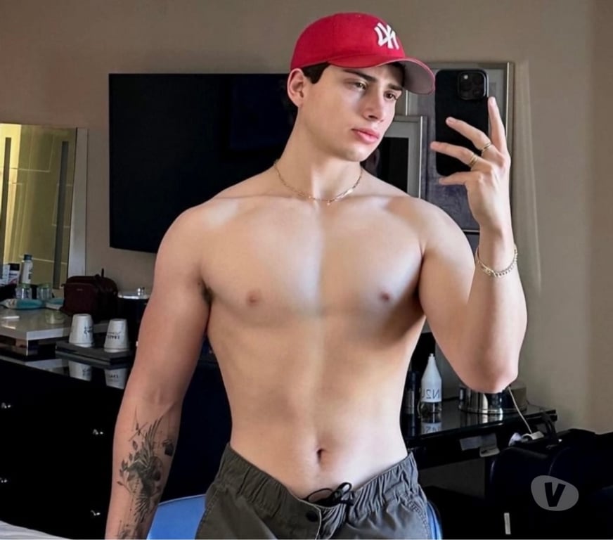 Escorts Norfolk Norwich - Photos for Best services ever for ladies 😘👌