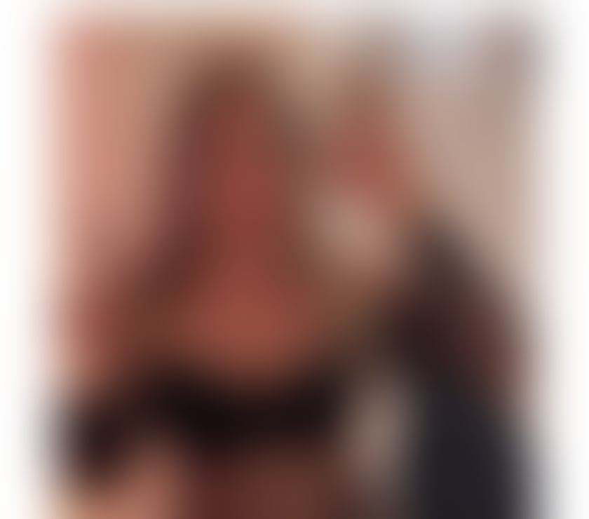 Larissa Brazilian 🥂