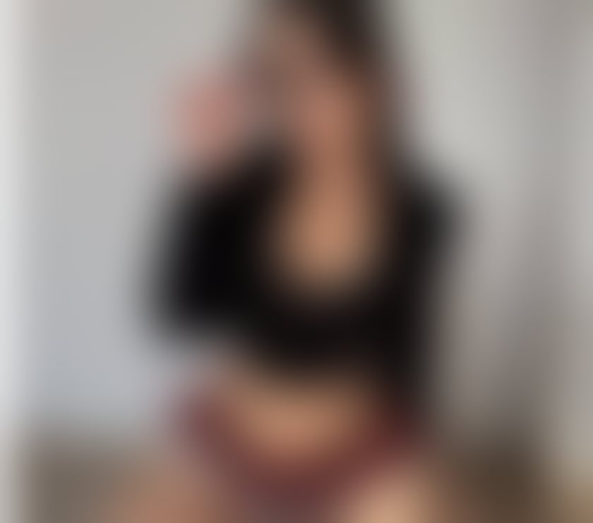  Escorts Woking Town Centre Woking - Photos for Genuine party girl 🥳New in town❤️‍🔥 Outcall only