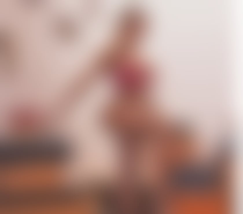 BRAZILIAN GIRL SEXY & HOT NOW