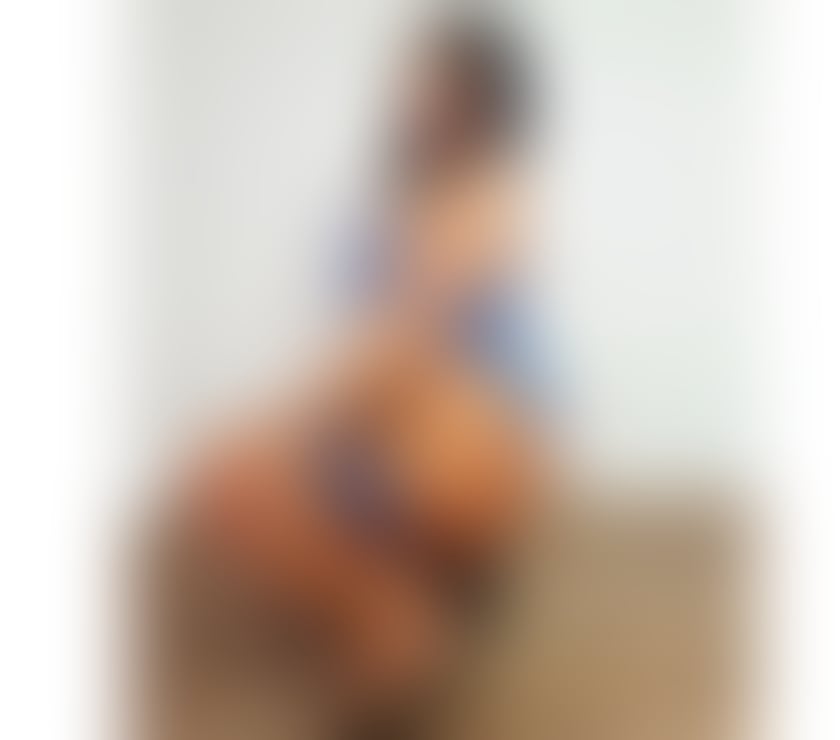 Escorts Aberdeen Aberdeen City Centre - Aberdeen - Photos for BRUNETTE&CURVY🎀INCALL&OUTCALL🌸KARLAA