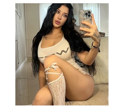 Escorts and Massages Wigan Town Centre Wigan - Photos for Daisy 🔞 BIG NATURAL TITS 🤯 AMAZING SLOPPY OWO