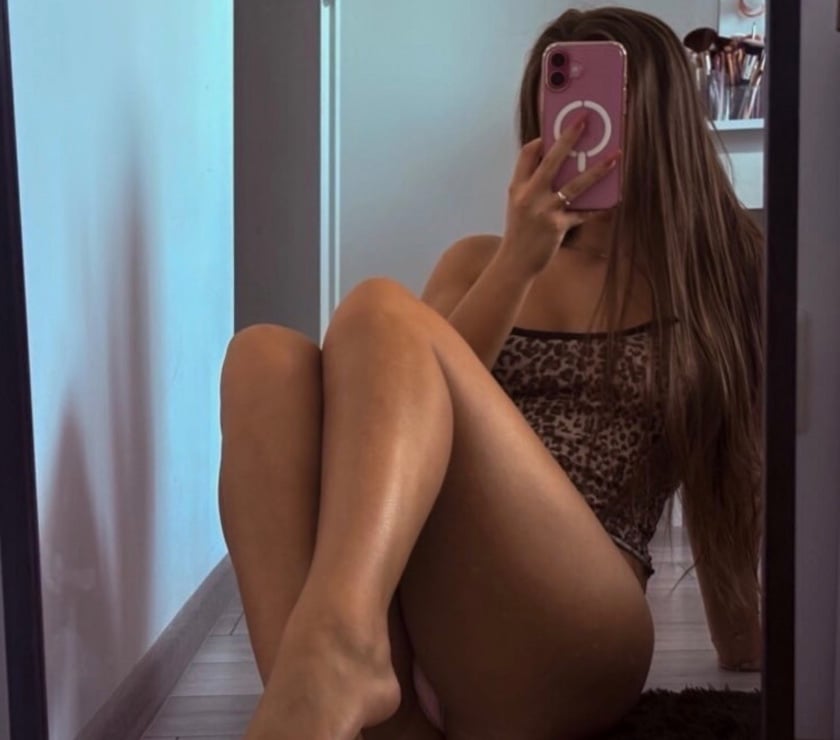 Escorts South East London Bromley - Photos for ❤️Bella Hot❤️Let’s Party❤️Outcall Only📞