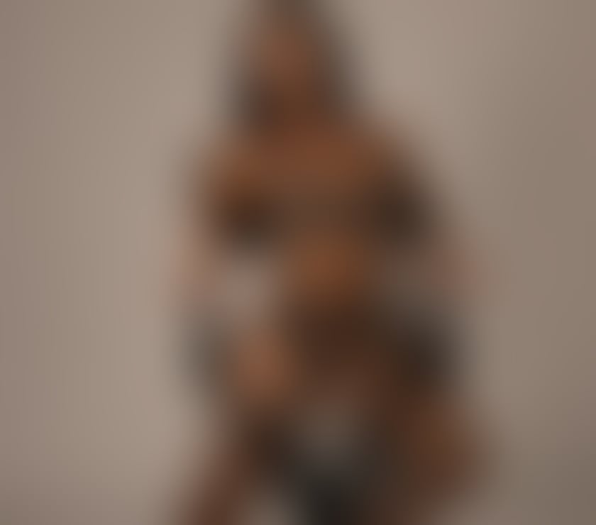 Escorts Warrington Warrington Town Centre - Warrington - Photos for Julia NEW IN TOWN