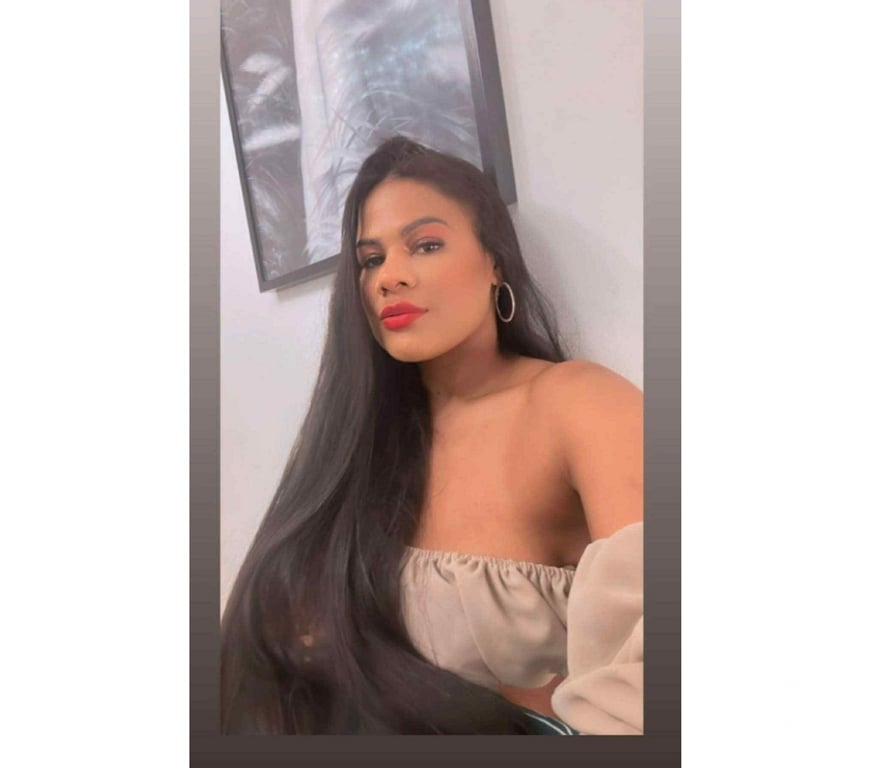 Escorts Hertfordshire Stevenage - Photos for Lara 💛 Sexy Brazilian Brunette 💫 Outcall