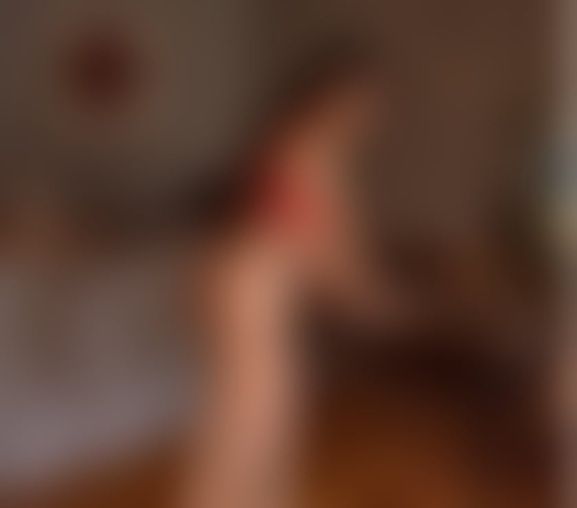 Escorts East London Redbridge - Photos for Party girl latina in town ❤️ available till late 🕔