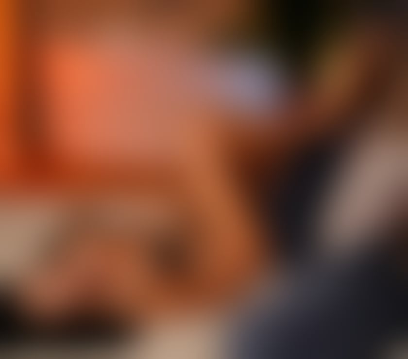 Escorts Surrey Woking - Photos for Party Outcall only videocall confirmation