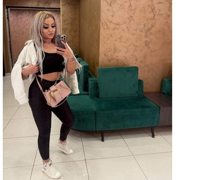 Escorts Belfast Malone - Belfast - Photos for 💯Real Out-incall🍭🥂🍭🍭☎️ PARTY