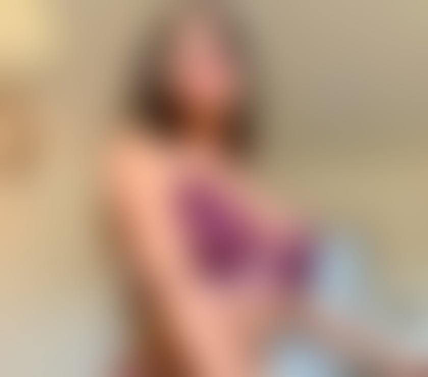 Escorts West Midlands Birmingham - Photos for Sweet Bella TS Thays Brazilian Big bum and big y boobs