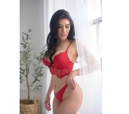 Escorts Scarborough North Yorkshire - Photos for Kim Sexy Brunette 🔥💃🏻❤️