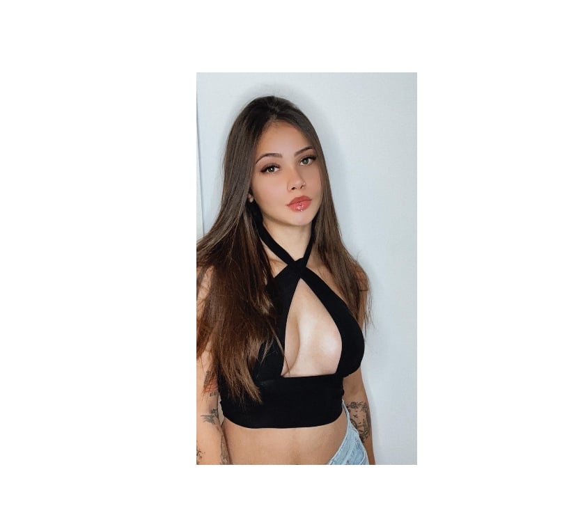 Escorts South East London Croydon - Photos for YOUNG BRAZILIAN 🇧🇷 PARTY 🎉 🥳🍾🥂🎊