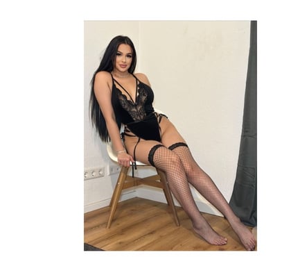 Escorts Basingstoke Basingstoke and Deane - Photos for Always hornyy and ready for the best bj!😈❤️