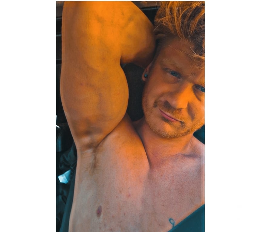  Gay massage Swansea - Wales Swansea City Centre - Swansea - Photos for Tommy Peach Abertawe's friendly neighbourhood twunk