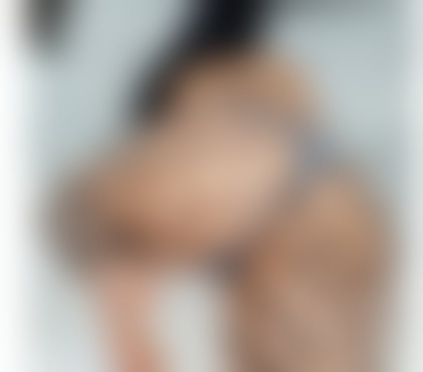 Quick 30£ party big tits mature girl gfe best bj