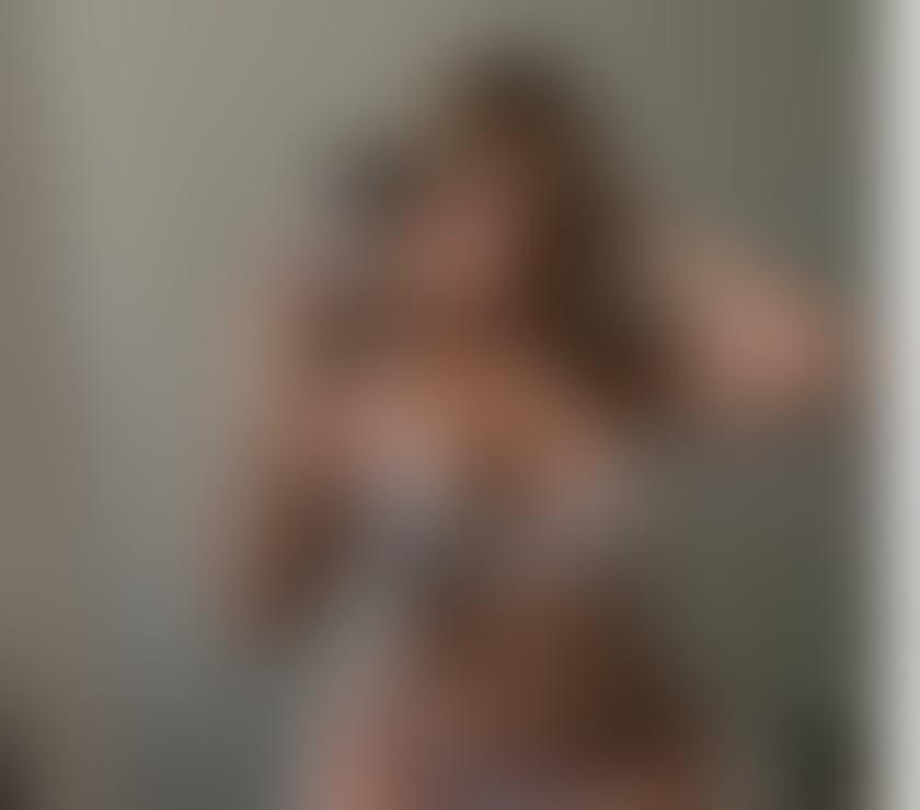 Escorts Merseyside Liverpool - Photos for Rosie Available OUTCALL