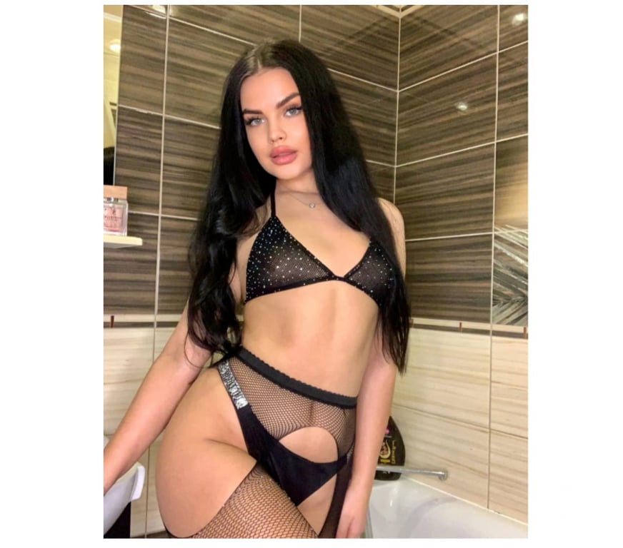 Escorts North West London Harrow - Photos for ❤️24H HARROW🧸professional service party girl