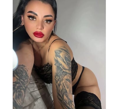 Escorts Shepherd`s Bush West London - Photos for 🌸DISCREET EMILY🌸PARTY GIRL🌸OUTCALL ONLY