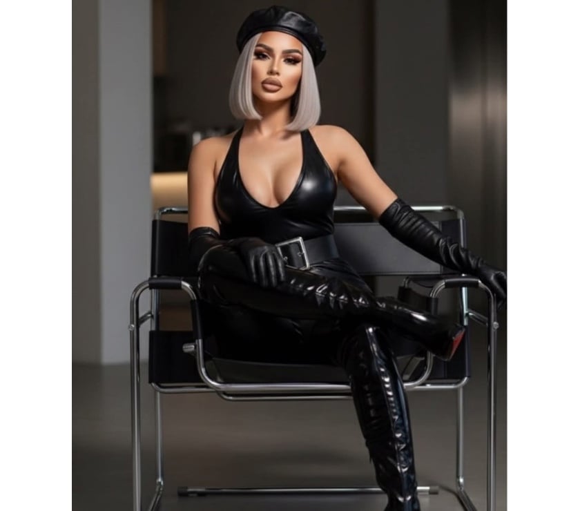 Escorts Bedfordshire Luton - Photos for Natalie , real photos .