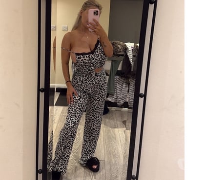 Escorts and Massages Luton Town Centre Luton - Photos for Marissa , confirmation video .party girl
