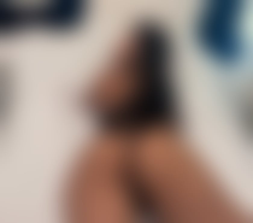 Escorts Cardiff Cardiff City Centre - Cardiff - Photos for SABRINA STUDENT 18 YEARS MASAAGE TÁNTRIC IN CARDIFF