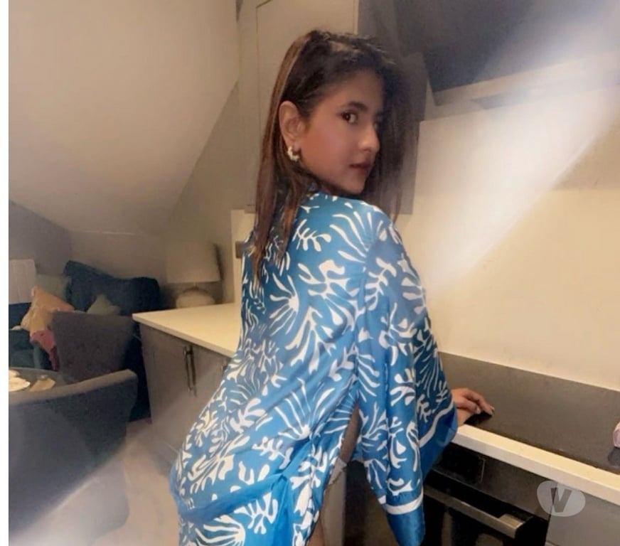 Escorts Worcestershire Bromsgrove - Photos for Asian Aleena Pakistani Playmate - Genuine Girl!!